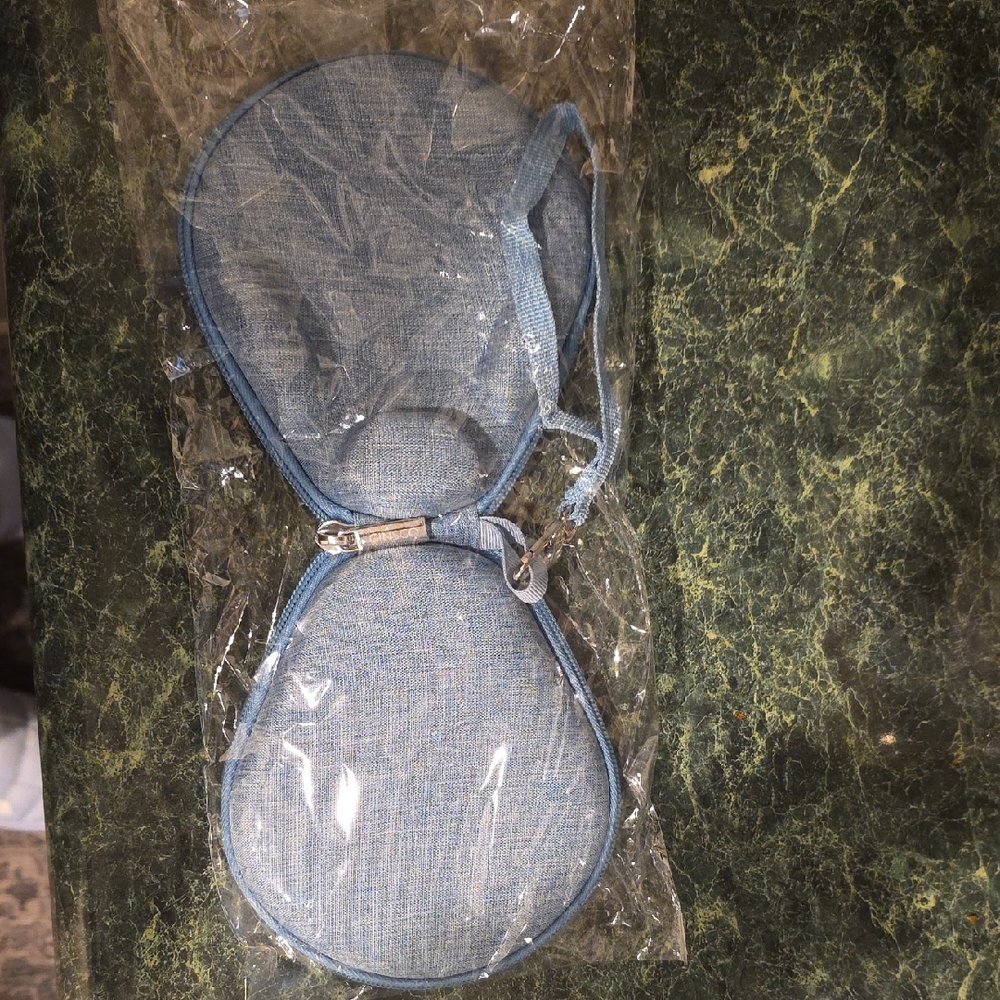 Amazon Light Blue Portable Headphone Case